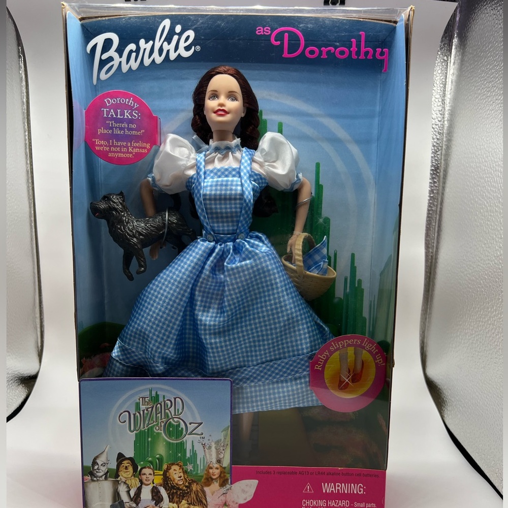 Vintage Wizard of OZ Barbie Set (7 Pieces)